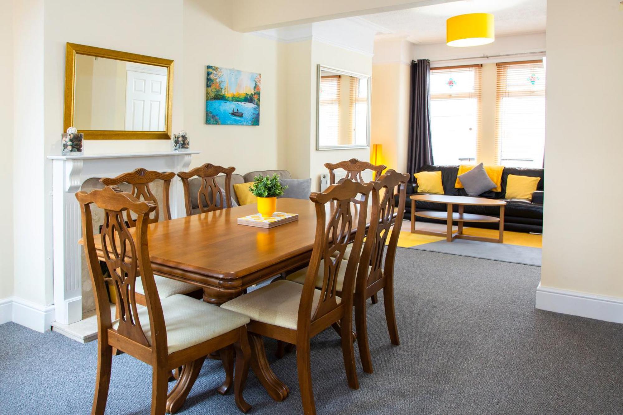 Newly Launched 3 Bedroom House With Free Parking Litherland Exteriör bild
